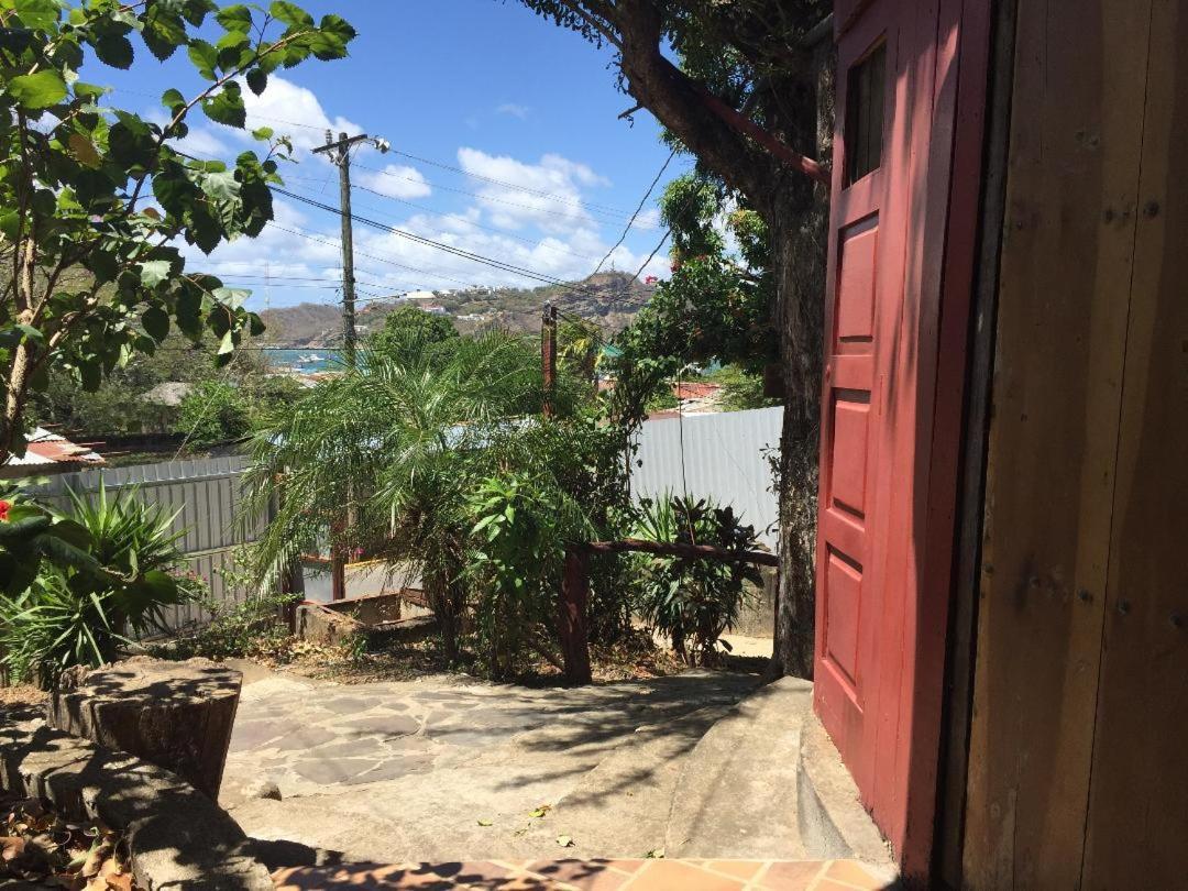 1 Bedroom Cabin, 3 Blocks From Beach And Center Of San Juan ซานฮวนเดลซูร์ ภายนอก รูปภาพ